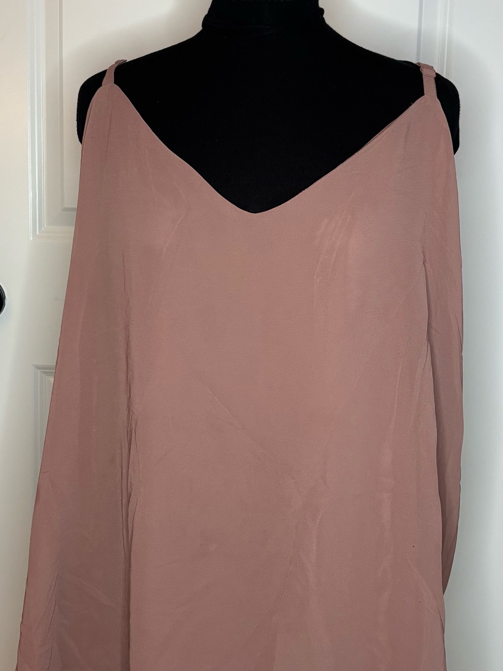 Torrid Dusty Rose V-Neck Cold-Shoulder Cami